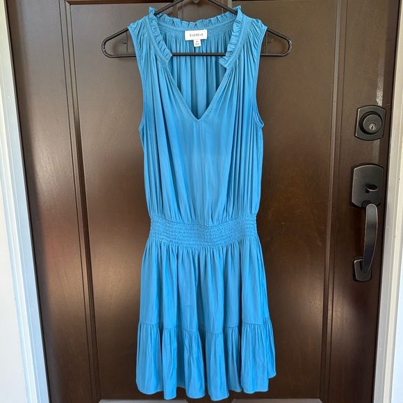 EUC Evereve Sleeveless Smocked Waist Ruffle Neck Dress Blue Size XS - Picture 3 of 10